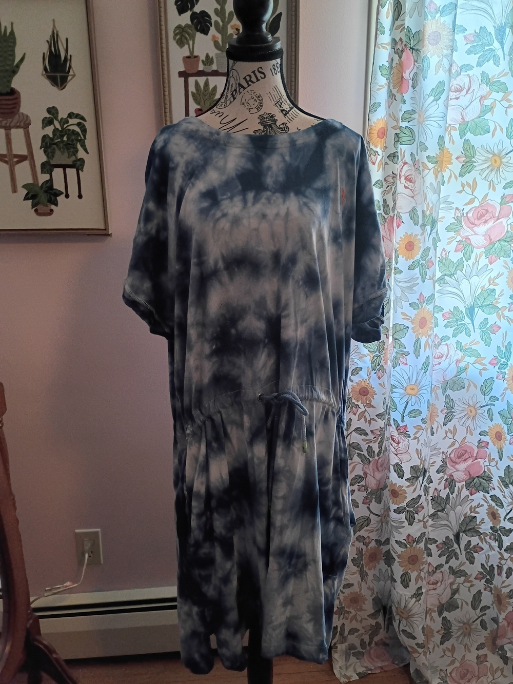 Margaritaville Blue and White Tie-Dye Casual Dress